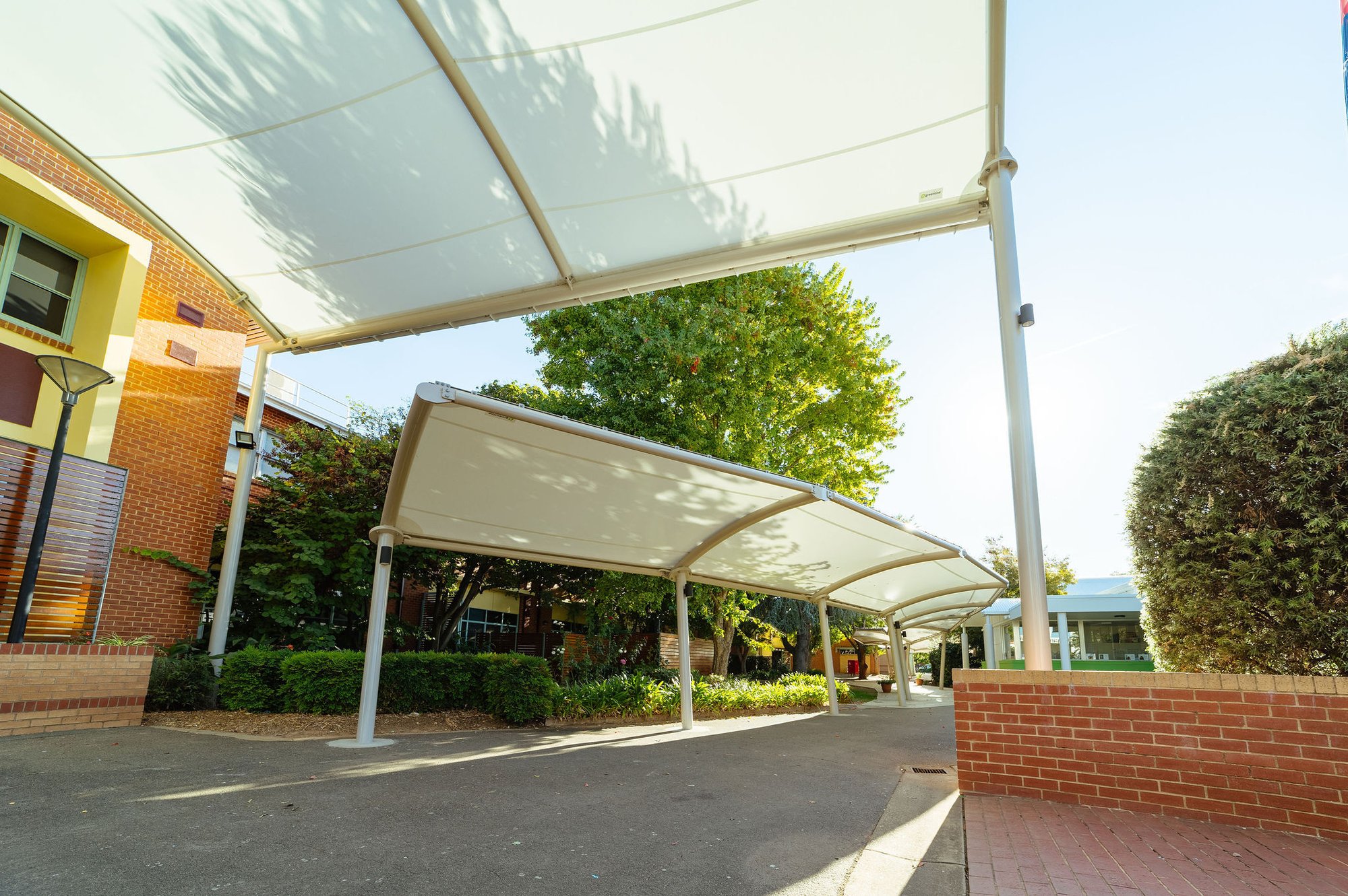 Shaded walkways in Galen college