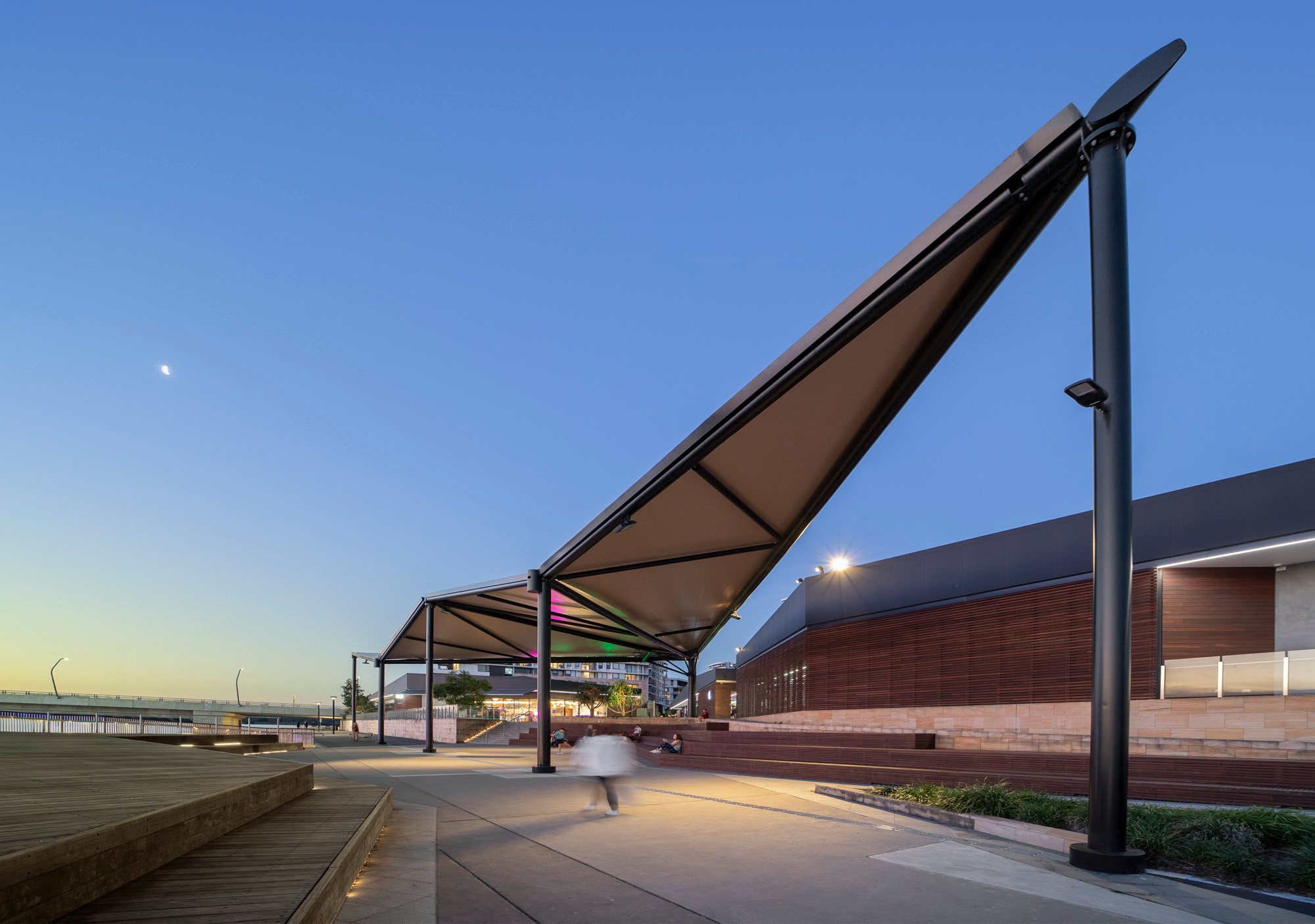 greenline-rhodes-community-amphitheatre-dusk
