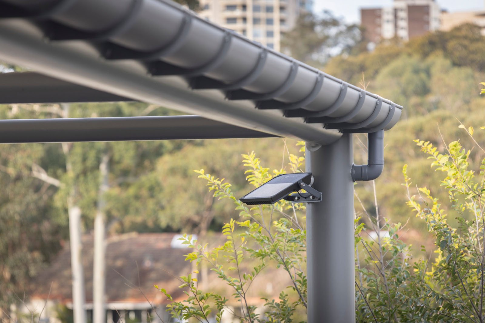 lights-and-drainage-integration-in-shade-structure